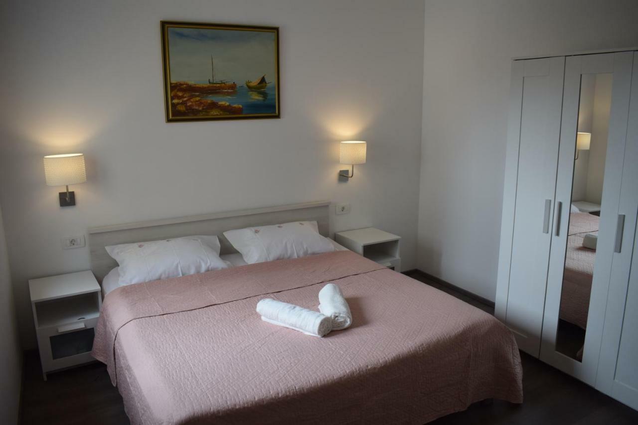 Appartement Apartman Dani-Podstrana Extérieur photo