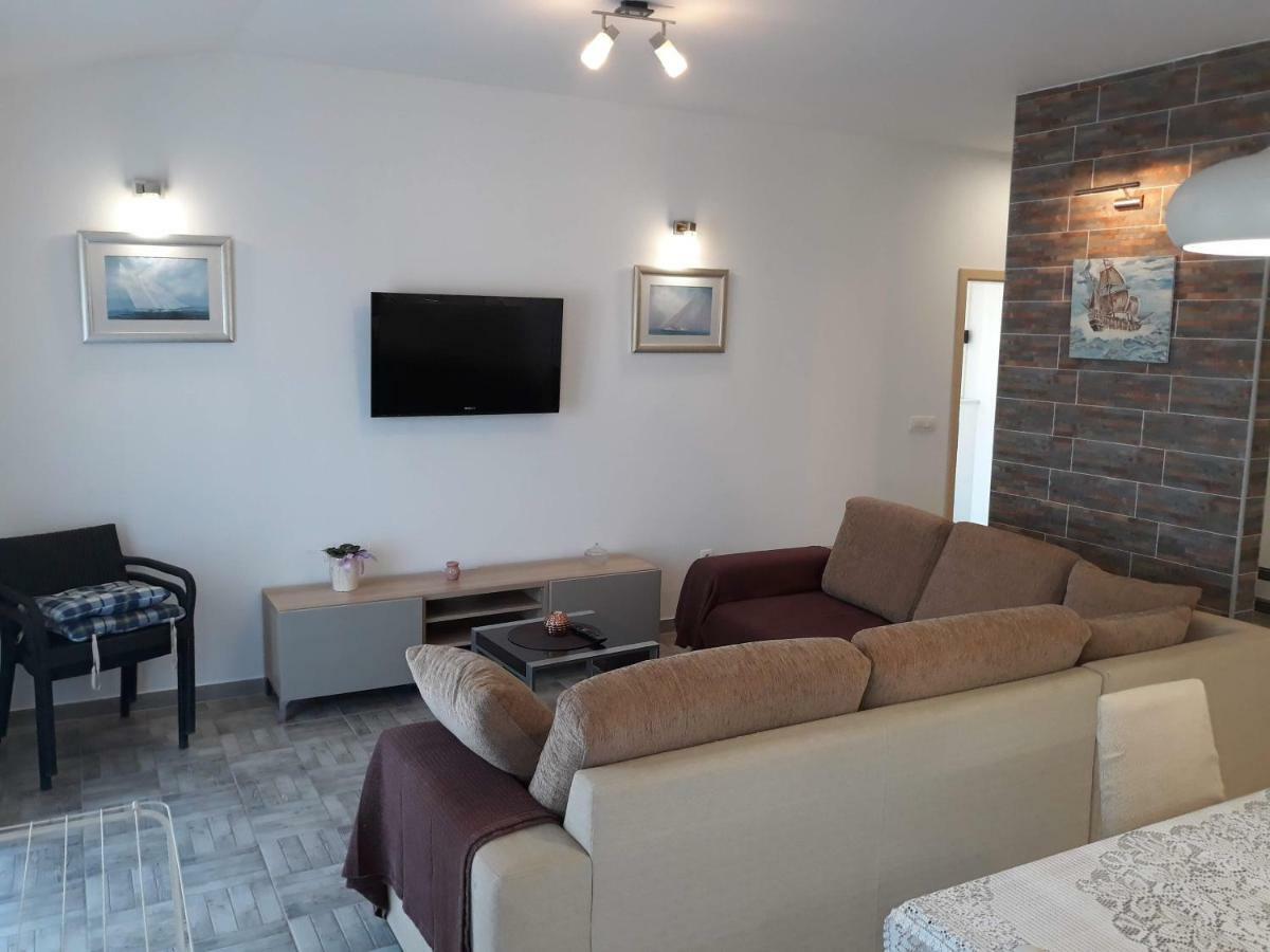 Appartement Apartman Dani-Podstrana Extérieur photo