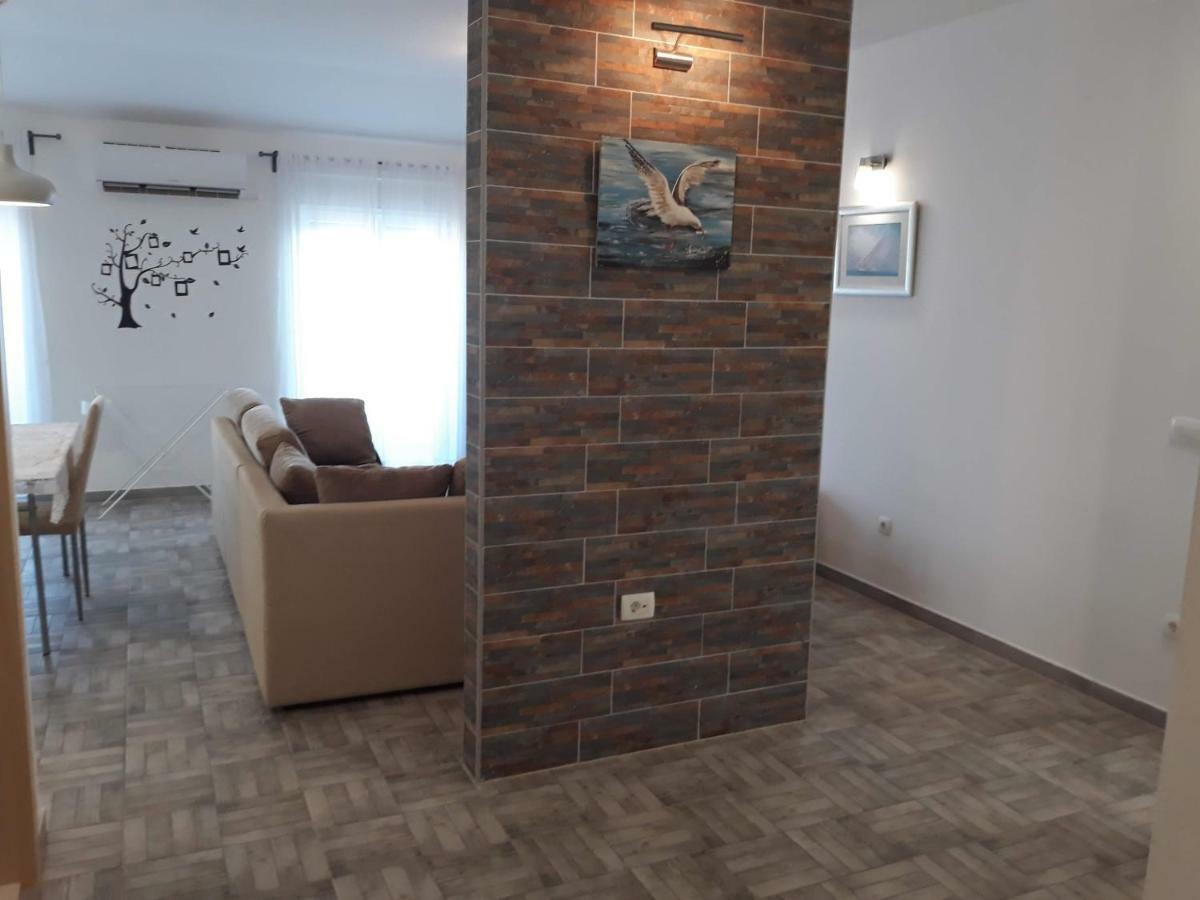 Appartement Apartman Dani-Podstrana Extérieur photo