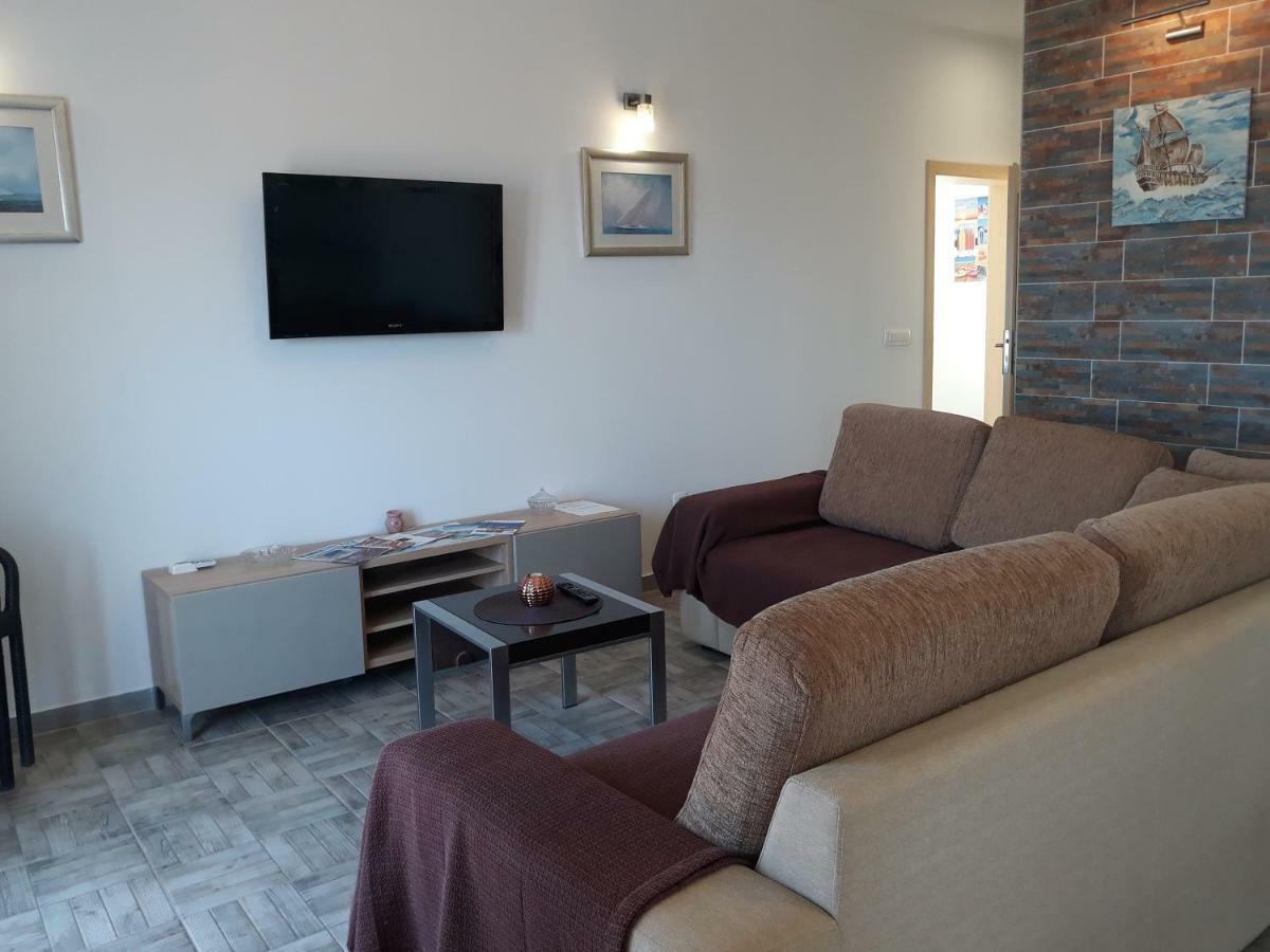 Appartement Apartman Dani-Podstrana Extérieur photo